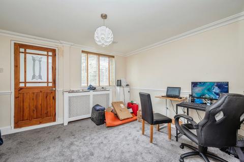 undefined, Queens Place, Great Yarmouth