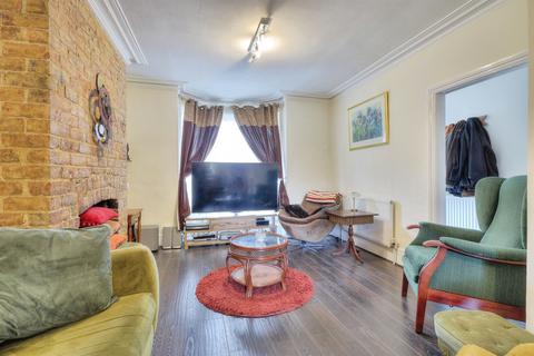 2 bedroom terraced house for sale, Balmoral Road, Northampton