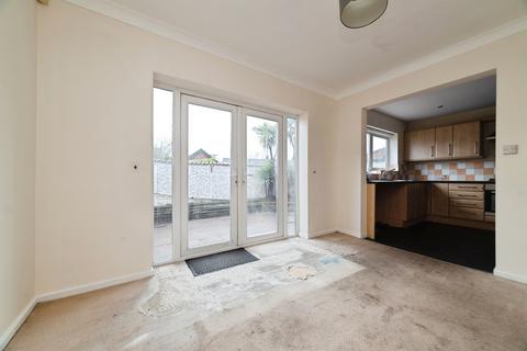 undefined, Hamlyn Avenue, HULL