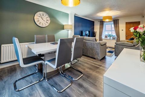 undefined, Foxglove Close, Kingswood, Hull