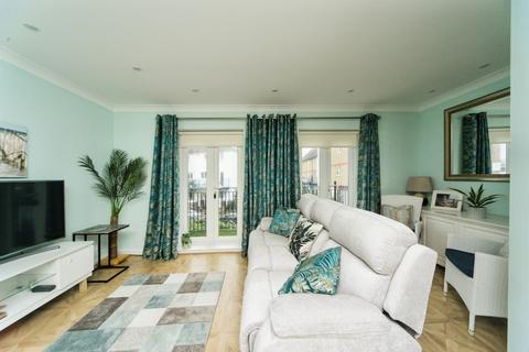 4 bedroom townhouse for sale, The Piazza, Eastbourne