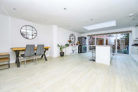 3 bedroom terraced house for sale, Honeycross Road, HEMEL HEMPSTEAD