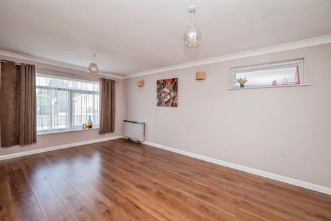 2 bedroom detached bungalow for sale, Laxfield Road, Sutton, Norwich