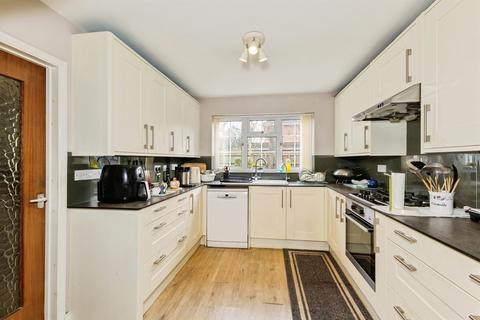 4 bedroom link detached house for sale, Rosemary Avenue, Earley, READING