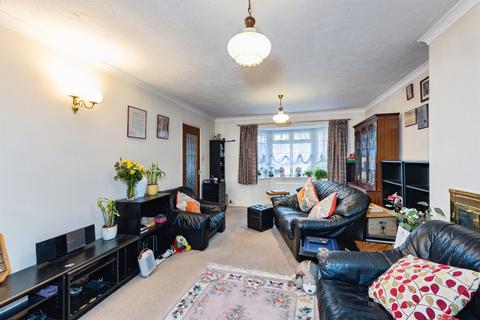 4 bedroom link detached house for sale, Rosemary Avenue, Earley, READING
