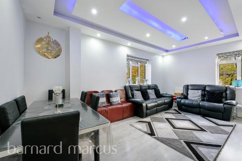 3 bedroom flat for sale, East India Dock Road, London