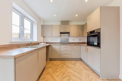 3 bedroom semi-detached house for sale, Manthorpe Chase, Manthorpe, Grantham