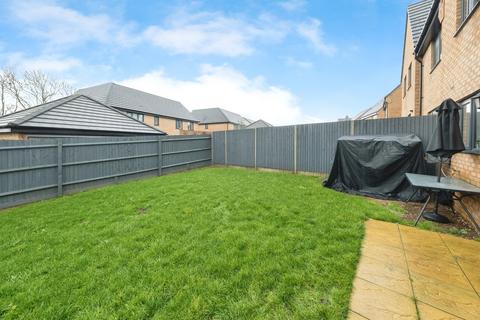 3 bedroom end of terrace house for sale, Limbrey Drive, Olney
