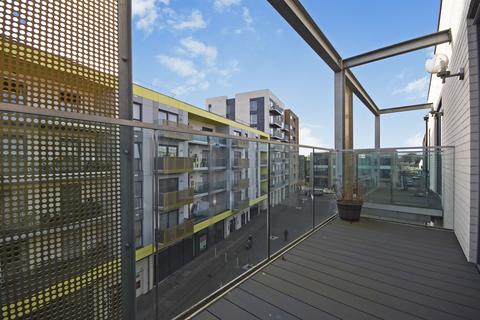 2 bedroom flat for sale, Cunard Square, Chelmsford