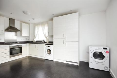 2 bedroom flat for sale, Cunard Square, Chelmsford