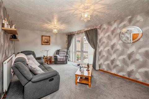 3 bedroom end of terrace house for sale, Leman Road, Gorleston, Great Yarmouth