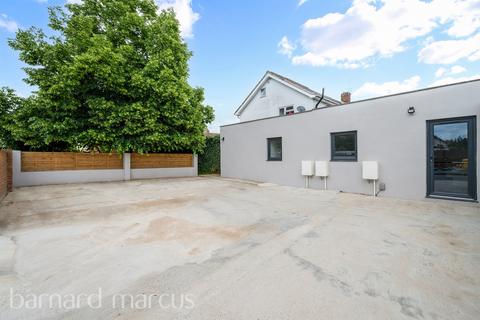 undefined, Barnlea Close, Feltham