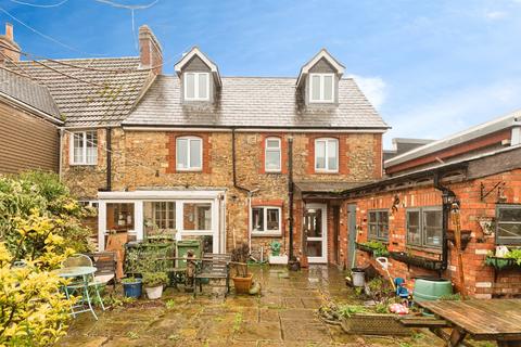 4 bedroom cottage for sale, High Street, Shrivenham, Swindon