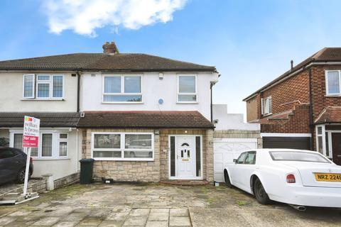 3 bedroom semi-detached house for sale, Millbrook Gardens, Gidea Park, Romford