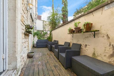 undefined, Alfred Street, Bath