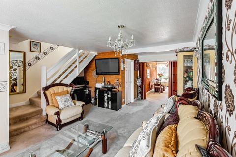 3 bedroom detached house for sale, Somerford Road, Wellingborough