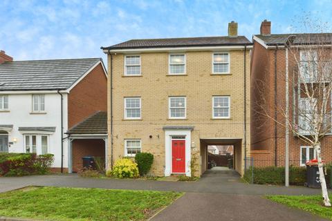 5 bedroom detached house for sale, Bonaire Grange, Bletchley, Milton Keynes