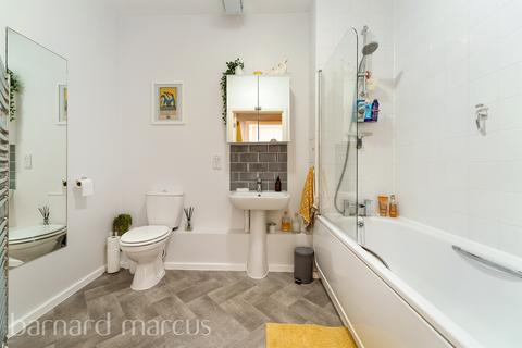 1 bedroom apartment for sale, Kingston Road, New Malden