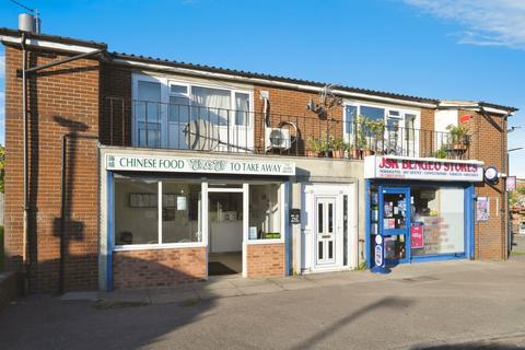 3 bedroom flat for sale, Crouchfield, Hertford