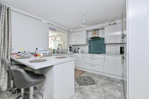 4 bedroom semi-detached house for sale, Kirkgate Street, Wisbech