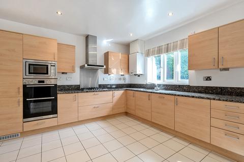 undefined, Hillthorpe Close, Purley, CR8 2