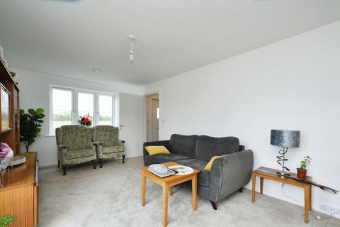 3 bedroom detached house for sale, Grayling Avenue, Swindon