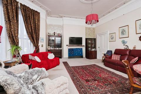 2 bedroom ground floor flat for sale, Spencer Road, Eastbourne