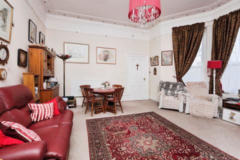 2 bedroom ground floor flat for sale, Spencer Road, Eastbourne