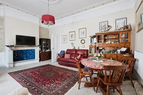 2 bedroom ground floor flat for sale, Spencer Road, Eastbourne