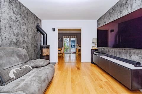 3 bedroom end of terrace house for sale, Rant Meadow, HEMEL HEMPSTEAD