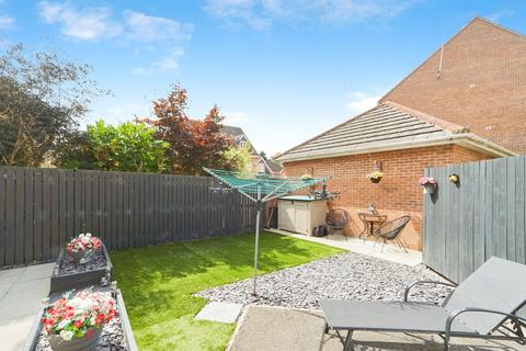 5 bedroom townhouse for sale, Troydale Park, PUDSEY