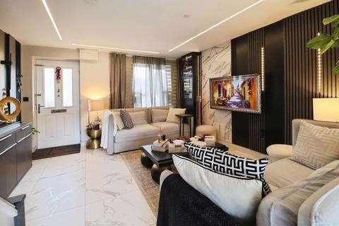 4 bedroom townhouse for sale, Lon Y Rheilffordd, Barry
