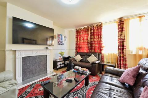 3 bedroom semi-detached house for sale, Dunninc Road, Shiregreen, Sheffield