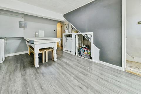 3 bedroom end of terrace house for sale, Marshgate Drive, Hertford