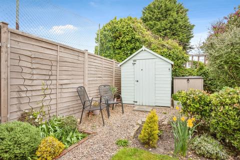 4 bedroom detached house for sale, Westfield Street, Ossett