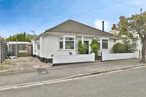 Stroud Park Avenue, Christchurch