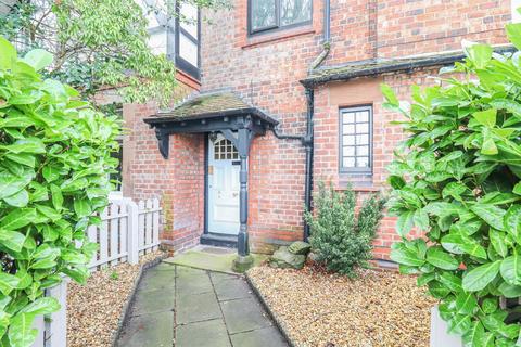 3 bedroom semi-detached house for sale, Poplar Avenue, Penketh, Penketh, Warrington