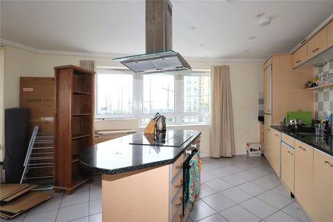 2 bedroom flat for sale, Station Approach, Surrey GU22