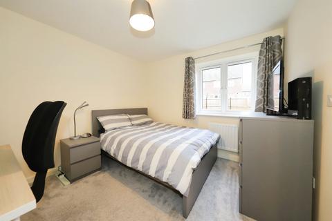 2 bedroom semi-detached house for sale, Clover Avenue, Lea Castle, Kidderminster