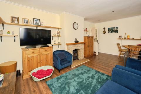 2 bedroom detached bungalow for sale, Chanctonbury Drive, Hastings