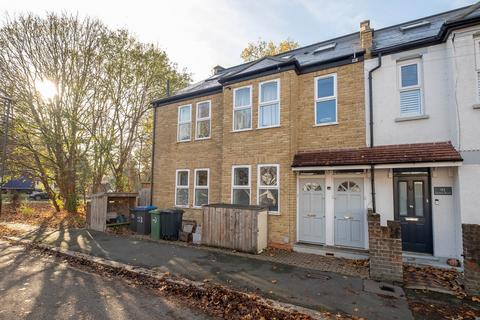 undefined, Dorien Road London SW20