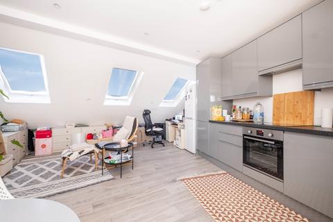 undefined, Dorien Road London SW20