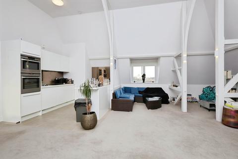 2 bedroom flat for sale, Darley Road, Eastbourne
