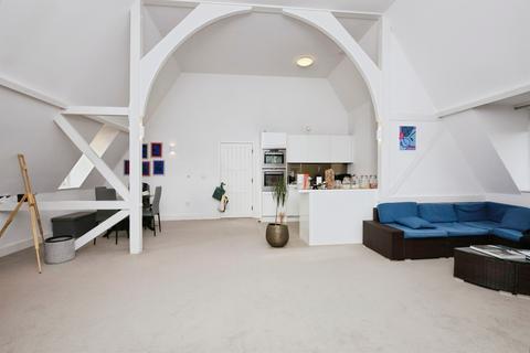 2 bedroom flat for sale, Darley Road, Eastbourne