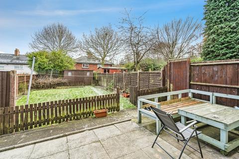 3 bedroom end of terrace house for sale, Bunns Lane, Dudley