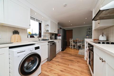 4 bedroom detached house for sale, Waltham Court, Beverley