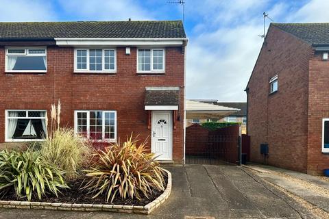 3 bedroom semi-detached house to rent, Conybeare Road, Sully