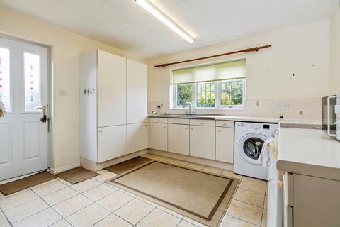 undefined, Northcroft, Saxilby, Lincoln