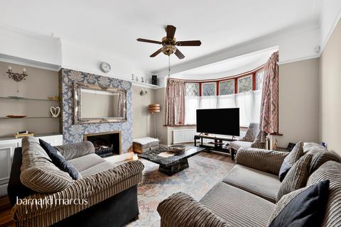 3 bedroom semi-detached house for sale, Tolworth Rise North, Surbiton
