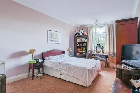 3 bedroom apartment for sale, Bath Road, Bournemouth